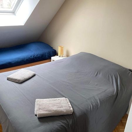 Anselme, F2 Duplex Avec Cour Commune Et Proche De La Mer ,2 Ver-sur-Mer Екстериор снимка